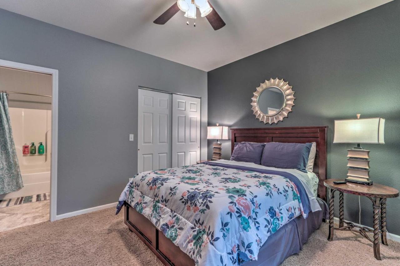 Idyllic Camdenton Condo With Community Pool And Lake! Exteriör bild